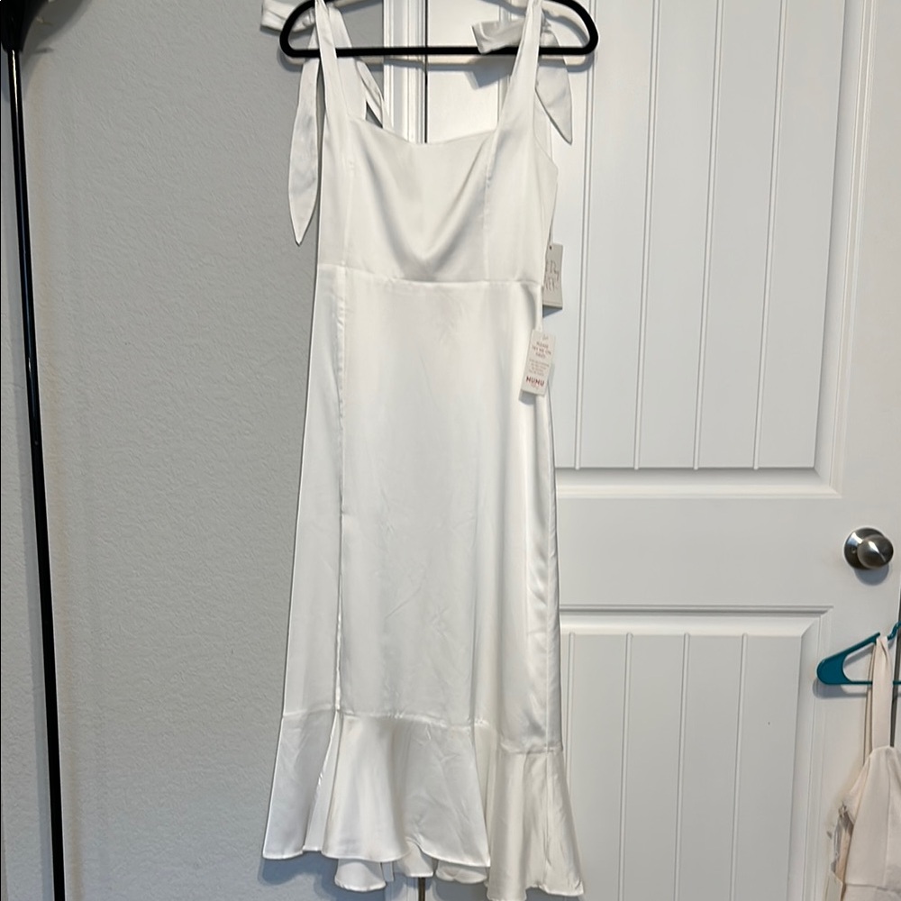 Show Me Your MuMu White Midi Dress